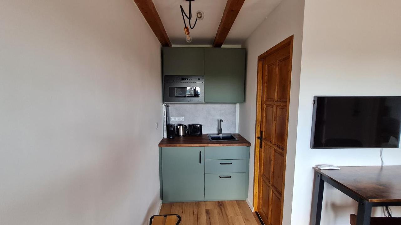 Jera Pince Es Vendeghaz Villa Somlovasarhely Buitenkant foto