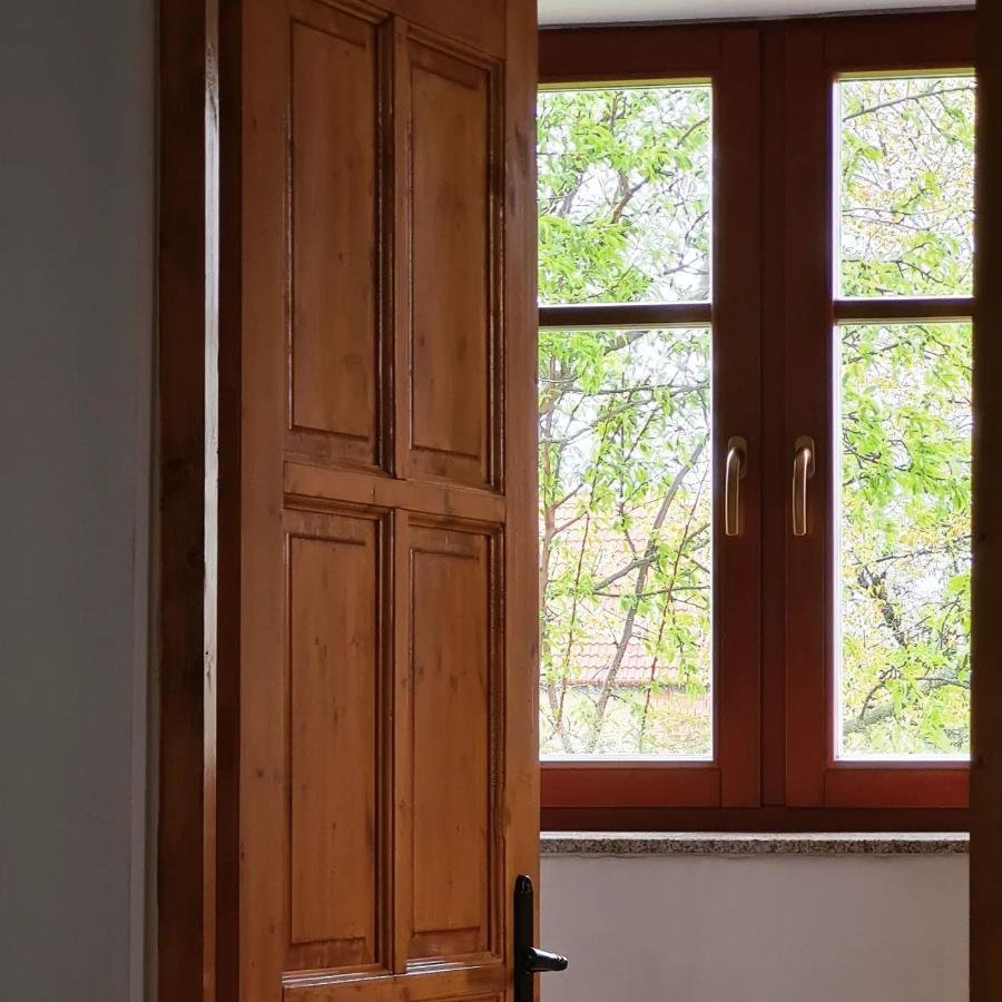 Jera Pince Es Vendeghaz Villa Somlovasarhely Buitenkant foto