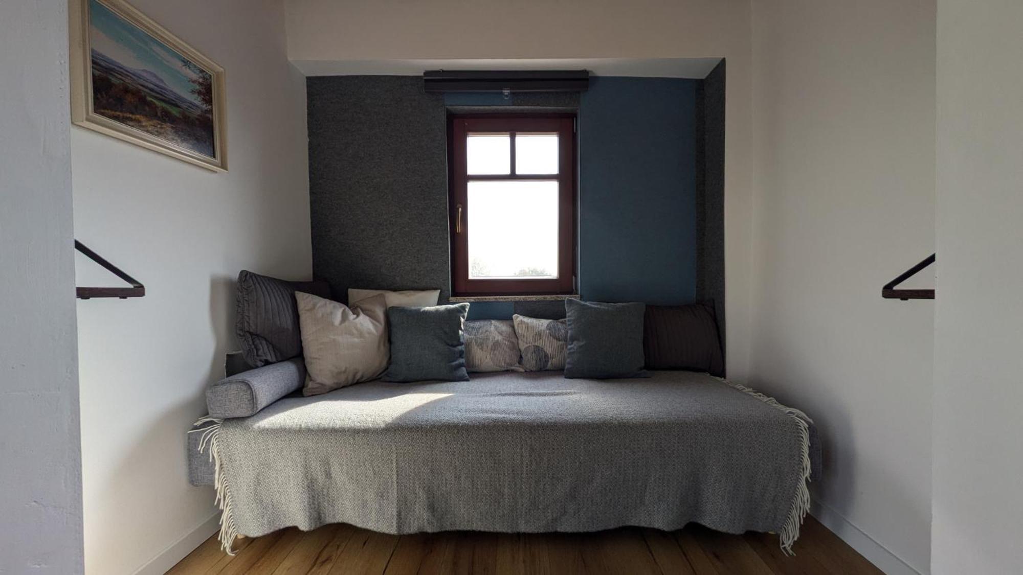 Jera Pince Es Vendeghaz Villa Somlovasarhely Buitenkant foto